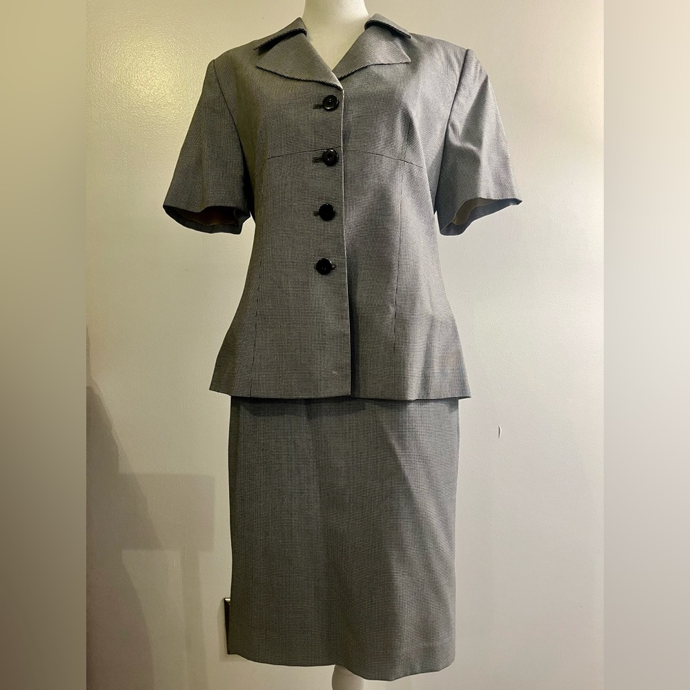Kasper Suit Set in Black and White Check